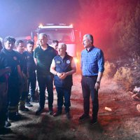 Büyükşehir, tüm ekipleriyle yangınla mücadele etti 