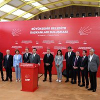 CHP’li Büyükşehir Belediye Başkanları İstanbul’da bir araya geldi 
