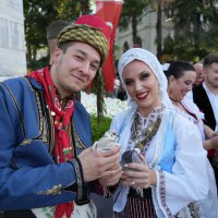 Altın Karagöz’den dünyaya barış ve kardeşlik mesajı 