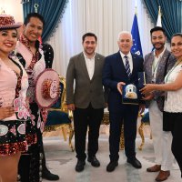 Altın Karagöz ekiplerinden Başkan Bozbey’e ziyaret 