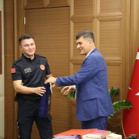 Büyükşehir’den ‘can dostu’ kurtaran itfaiye personeline teşekkür 