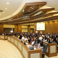 Stajyerler oryantasyon eğitiminde 