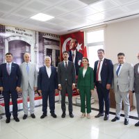 Başkan Bozbey, makamını Mustafakemalpaşa’ya taşıdı 