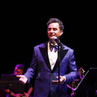 Bursa Festivali’nde Zeki Mürenli gece 