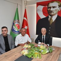 Başkan Bozbey, “Çiftçiler, bu kentin can damarıdır” 