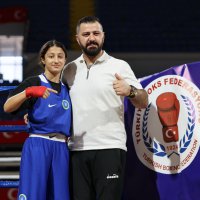 Büyükşehirli boksör Sudem Temuçin Avrupa üçüncüsü 