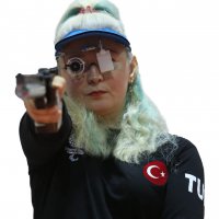 Bursa Büyükşehir Belediyesporlu Aysel Özgan’dan gümüş madalya 