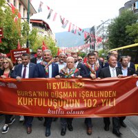 Yeşil Bursa, al sancağına kavuştu 