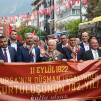 Yeşil Bursa, al sancağına kavuştu 