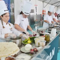 En çok yiyenlerin kazandığı festival 