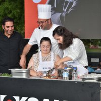 Başkan Bozbey mutfağa girdi, hünerlerini sergiledi 