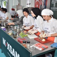 Bursa Gastronomi Festivali’nde 3 günde 500 bin ziyaretçi 
