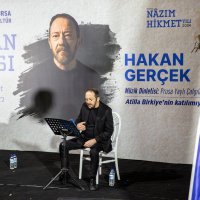 Nâzım Hikmet şiirlerle anıldı 