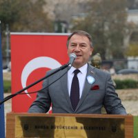 Diyabete dikkat çekmek için mavi balonlar gökyüzüne bırakıldı 