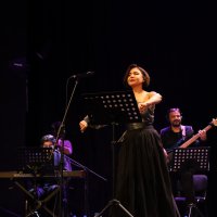 Bursa’da Feryal Öney ile türkü dolu gece 