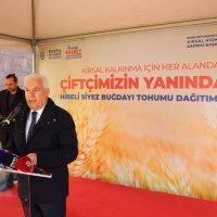 Büyükşehir’den çiftçilere destek 