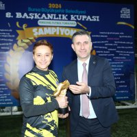 Başkanlık Kupası’nın sahibi ‘Amazonlar’ ve ‘Spor İşleri’ 