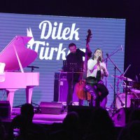 Bursa'da ‘Caz Pazarı’ rüzgarı, Dilek Türkan ile esti 