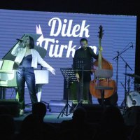 Bursa'da ‘Caz Pazarı’ rüzgarı, Dilek Türkan ile esti 