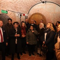 150 yıllık Bursa çizimleri, yapay zeka ile canlandırıldı 