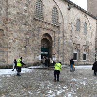 Büyükşehir, karla mücadelede gece gündüz sahada 