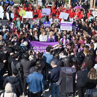 Kadınlar, düşledikleri dünyayı birlikte kurmak için yürüdü 