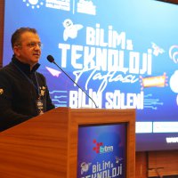 Çocuklar, Büyükşehir’le bilim yolculuğuna çıktı 