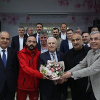 Başkan Bozbey Osmangazili muhtarlarla kentin geleceğini konuştu 