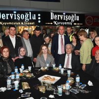 Büyükşehir, iftar sofralarını Demirtaş’ta kurdu 