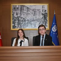 Büyükşehir Meclisi’nde söz çocukların 