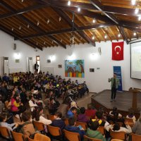 Büyükşehir’den öğrencilere vektörle mücadele eğitimi 