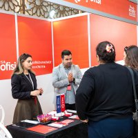 Bursa Büyükşehir, kariyer yolculuğunda gençlerin yanında 