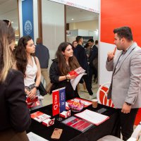 Bursa Büyükşehir, kariyer yolculuğunda gençlerin yanında 