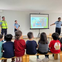 Büyükşehir zabıtasından çocuklara trafik eğitimi 