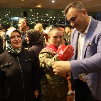 Bursa’da ‘özel askerler’ için kına eğlencesi 