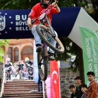 Bursa’da adrenalin dolu yarış nefes kesti 