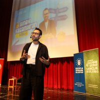 'Gri Koç', Bursalı gençlere sınav kazandıran taktikleri anlattı 