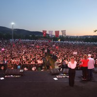 Bursa’da 19 Mayıs coşkusu ‘Mor ve Ötesi’ ile zirve yaptı 