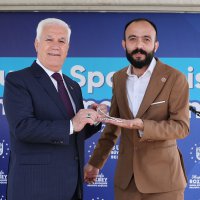 Gençler istedi, Başkan Bozbey temelini attı 