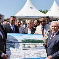 Gençler istedi, Başkan Bozbey temelini attı 