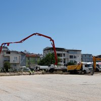 Gençler istedi, Başkan Bozbey temelini attı 
