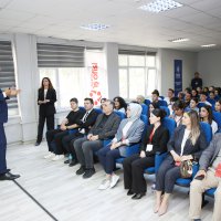 Büyükşehir’den ‘Çalışma Hayatında Kariyer Seminerleri’ 