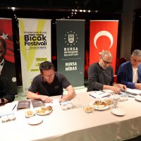 Bursa bıçağı dünya sahnesinde 