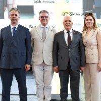 Bursa bıçağı dünya sahnesinde 