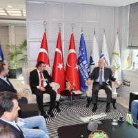 Büyükşehir’den Studeniçani Belediyesi’ne çöp kamyonu desteği 