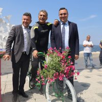 Gemlik Körfezi’nde dalgıçlardan dip temizliği 