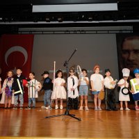 Bursa Yuvam Personel Kreşi’nde yıl sonu heyecanı 