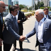 Başkan Bozbey, Büyükşehir çalışanlarının bayramını kutladı 