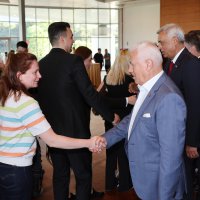 Başkan Bozbey, Büyükşehir çalışanlarının bayramını kutladı 