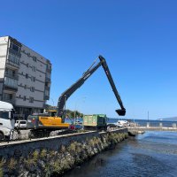 Büyükşehir’den Karsak Deresi’nde kapsamlı temizlik 